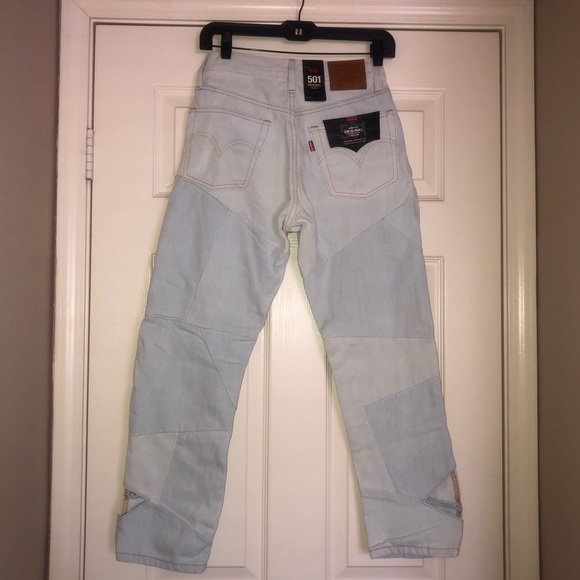 NWT Unique Levi Jeans - Picture 4 of 5